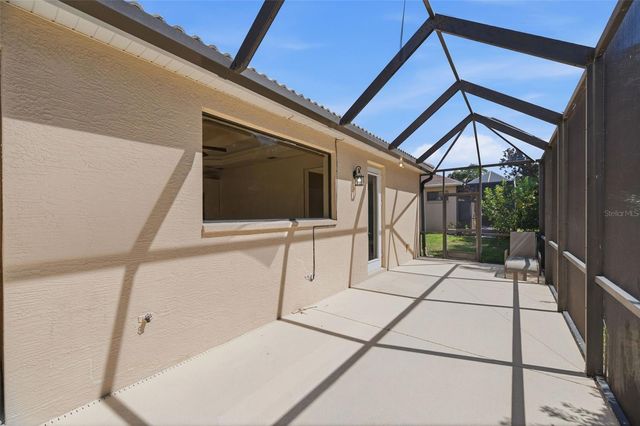 6611 CHICKADEE LANE, Bradenton, FL 34202