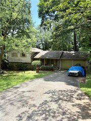 3655 Broadview Court, Decatur, GA 30032