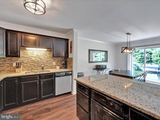 137 WHEATSTONE LN, Lebanon, PA 17042