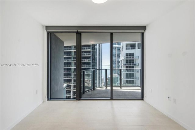 1000 Brickell Plz 3303, Miami, FL 33131