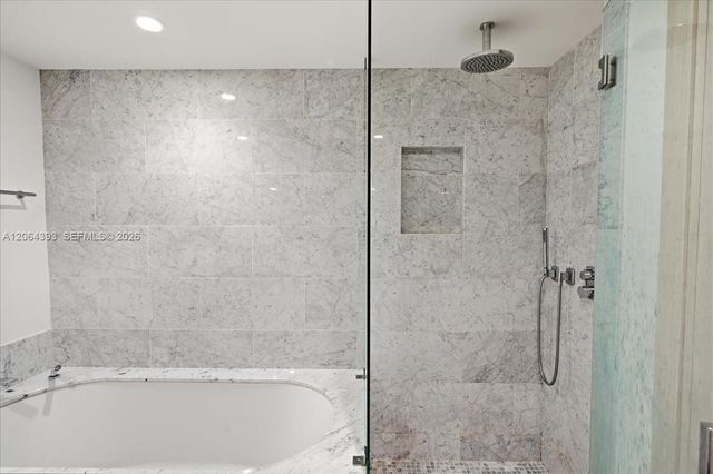 1000 Brickell Plz 3303, Miami, FL 33131