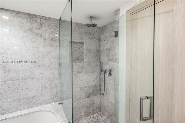 1000 Brickell Plz 3303, Miami, FL 33131