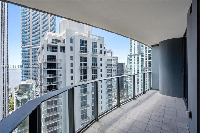 1000 Brickell Plz 3303, Miami, FL 33131