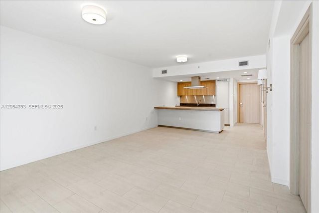1000 Brickell Plz 3303, Miami, FL 33131