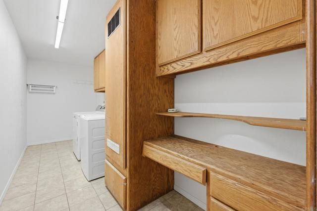 325 Aspero Court, Escondido, CA 92026