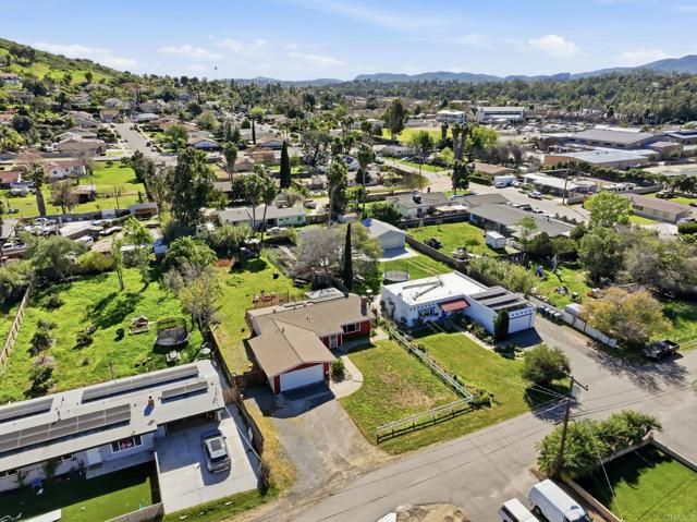 325 Aspero Court, Escondido, CA 92026