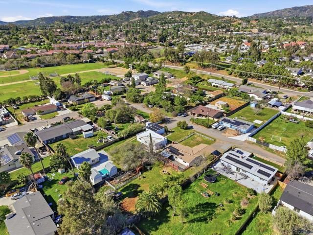 325 Aspero Court, Escondido, CA 92026