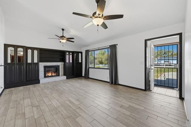 325 Aspero Court, Escondido, CA 92026