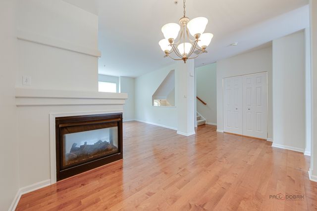 6127 W Mayfair Street, Morton Grove, IL 60053
