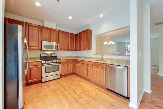 6127 W Mayfair Street, Morton Grove, IL 60053