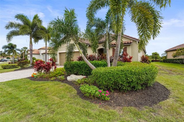 12749 DEL CORSO LOOP, Bradenton, FL 34211