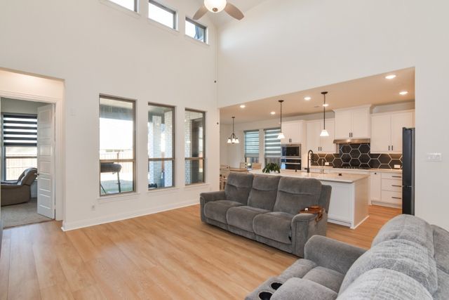 4290 Mill Pond Drive, Prosper, TX 75078