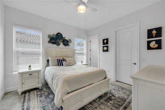 3410 Wellfleet LN, Naples, FL 34114