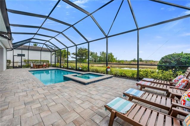 3410 Wellfleet LN, Naples, FL 34114