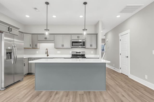 1302 Jonathan Wade Circle, Clarksville, TN 37043