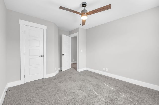 1302 Jonathan Wade Circle, Clarksville, TN 37043