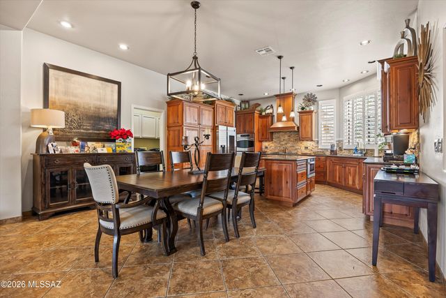 11259 N Mountain Breeze Drive, Tucson, AZ 85737