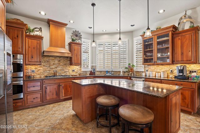 11259 N Mountain Breeze Drive, Tucson, AZ 85737