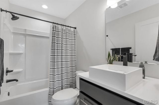 3329 Vine Clad Hill Drive, Arnold, MO 63010