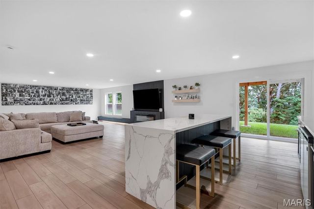 3329 Vine Clad Hill Drive, Arnold, MO 63010