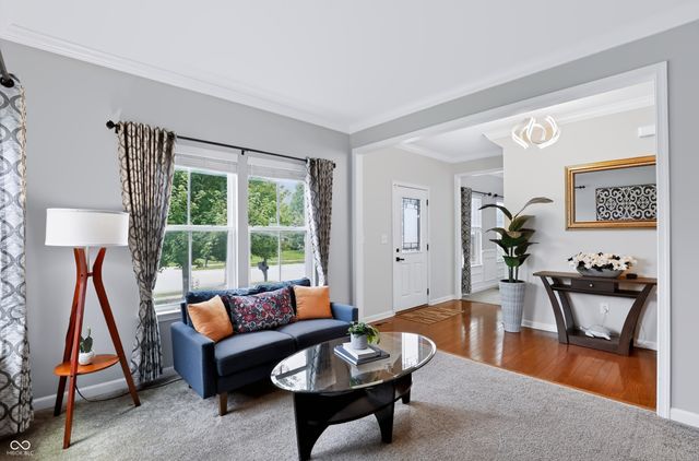 11947 Mannings Pass, Zionsville, IN 46077
