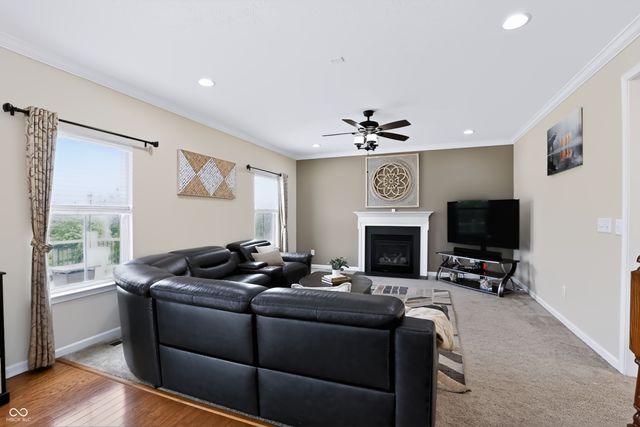 11947 Mannings Pass, Zionsville, IN 46077