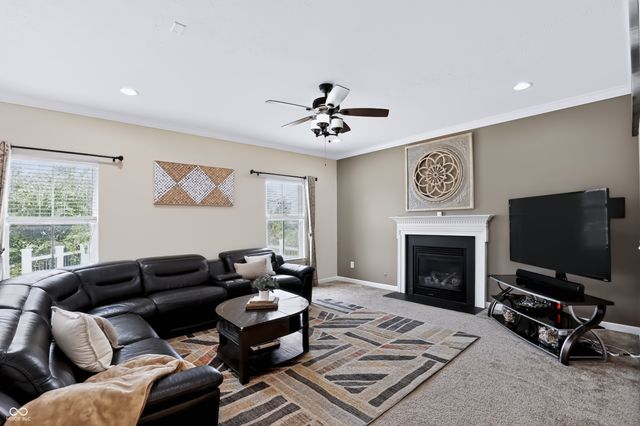 11947 Mannings Pass, Zionsville, IN 46077
