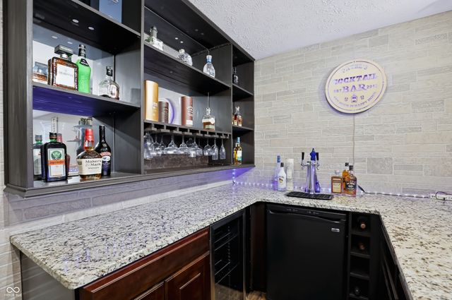 11947 Mannings Pass, Zionsville, IN 46077