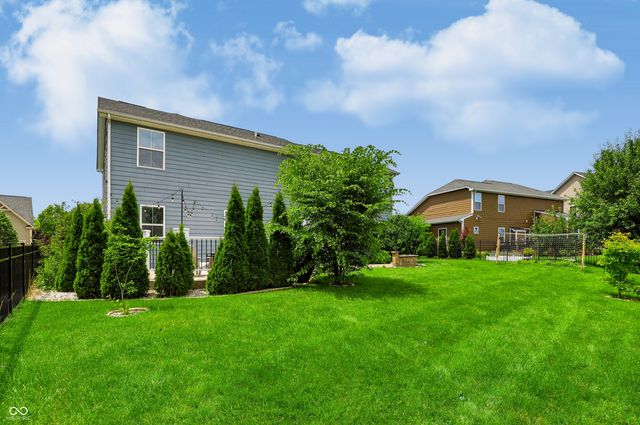 11947 Mannings Pass, Zionsville, IN 46077