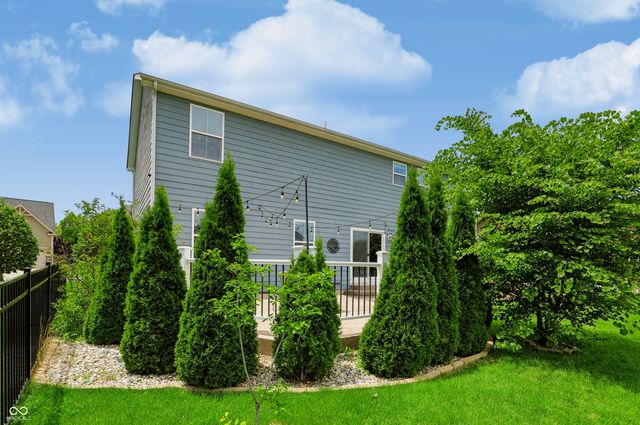 11947 Mannings Pass, Zionsville, IN 46077