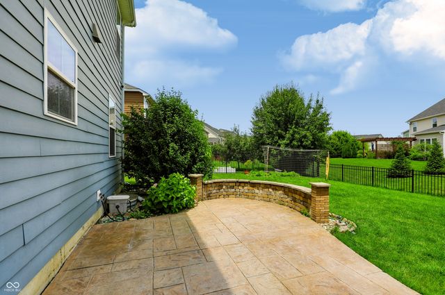 11947 Mannings Pass, Zionsville, IN 46077