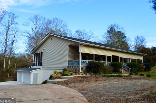 817 Brookside Drive, Winder, GA 30680