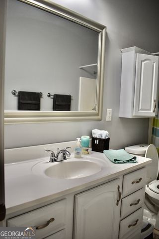 817 Brookside Drive, Winder, GA 30680