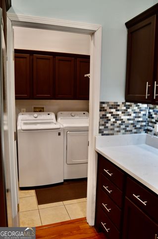 817 Brookside Drive, Winder, GA 30680