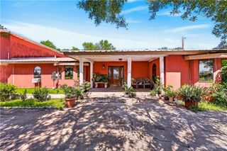 5807 N Mile 4 1/2 W, Weslaco, TX 78599