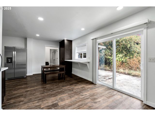 8451 Se BUSH St, Portland, OR 97266