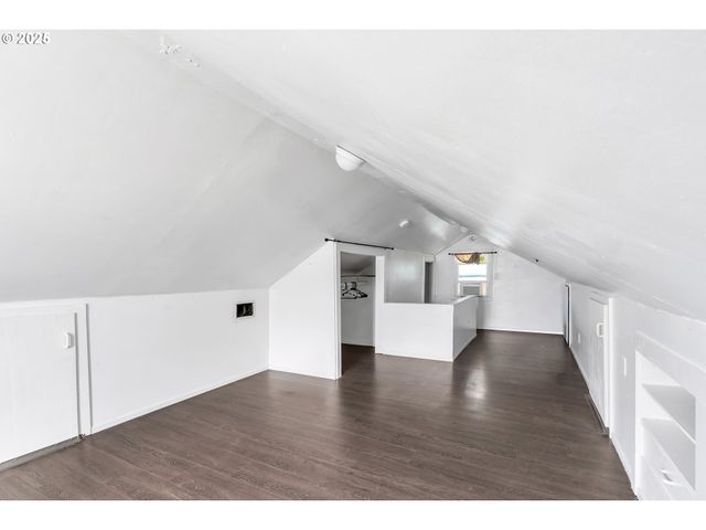 8451 Se BUSH St, Portland, OR 97266