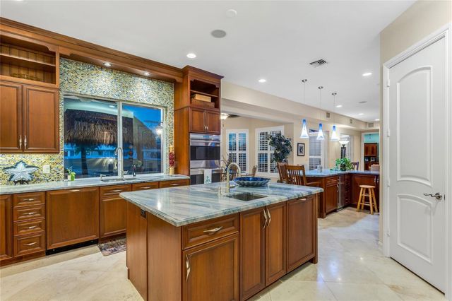 3489 NE 30th Avenue, Lighthouse Point, FL 33064