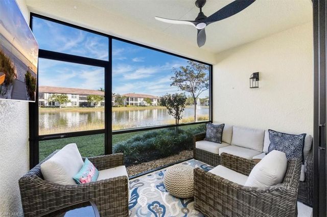 15114 Palmer Lake CIR # 104, Naples, FL 34109