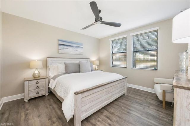 15114 Palmer Lake CIR # 104, Naples, FL 34109