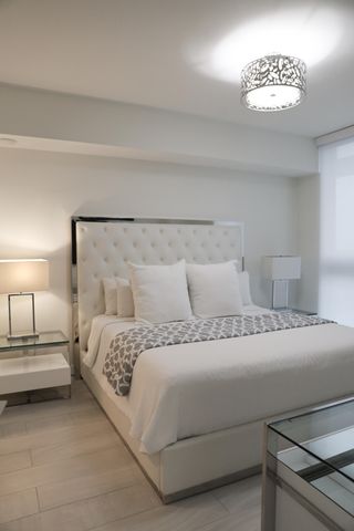 2000 Metropica Way 811, Sunrise, FL 33323