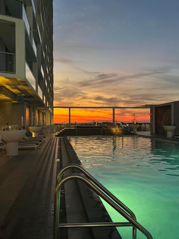 2000 Metropica Way 811, Sunrise, FL 33323