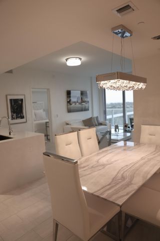 2000 Metropica Way 811, Sunrise, FL 33323
