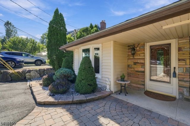 60 Comanche Ave, Rockaway Twp., NJ 07866