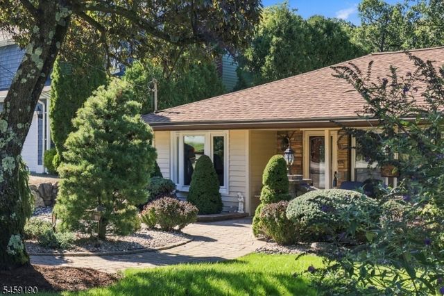 60 Comanche Ave, Rockaway Twp., NJ 07866