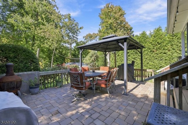 60 Comanche Ave, Rockaway Twp., NJ 07866