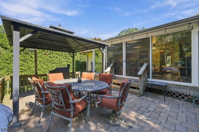 60 Comanche Ave, Rockaway Twp., NJ 07866