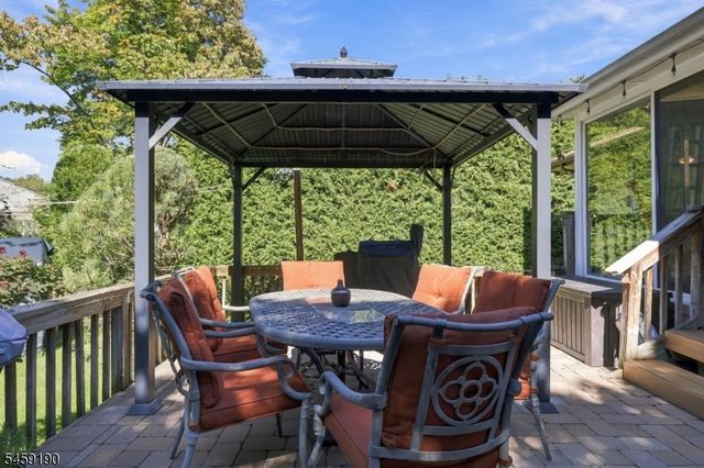 60 Comanche Ave, Rockaway Twp., NJ 07866