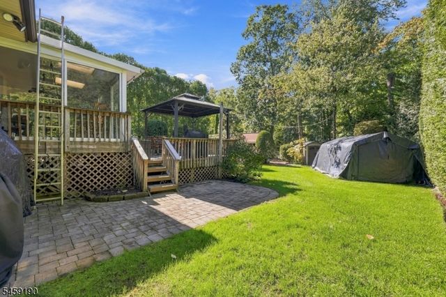 60 Comanche Ave, Rockaway Twp., NJ 07866