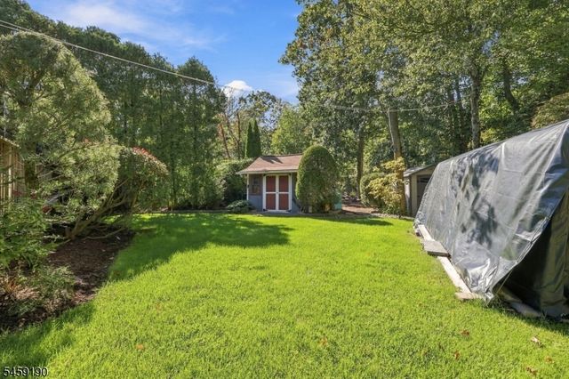 60 Comanche Ave, Rockaway Twp., NJ 07866